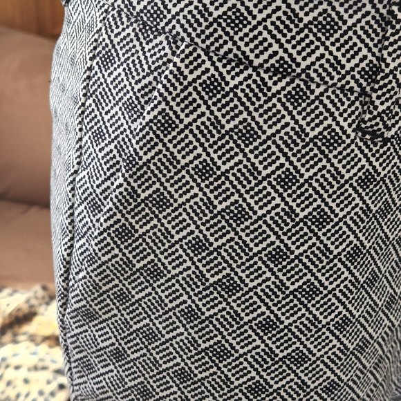 Old Navy Women's Harper Pants - Picture 5 of 8